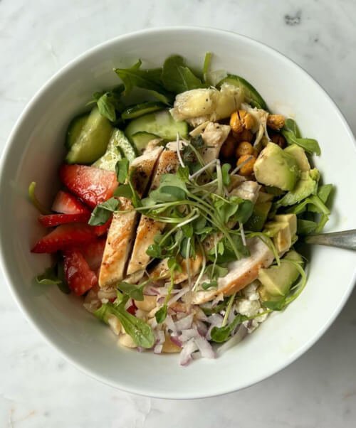 Strawberry and feta arugula salad with chicken