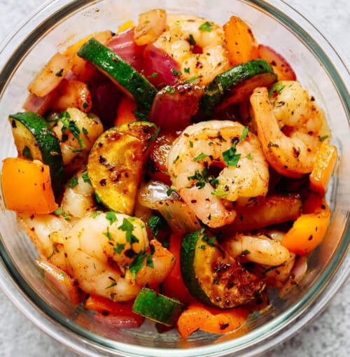 Garlic shrimp and veggies bowls